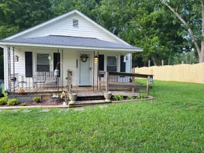 Grandma Janie's Place- 2 bedroom cozy home - Image 2