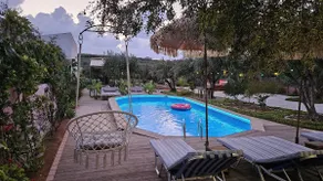 Villa avec jardin, jacuzzi et barbecue | Vue jardin | Parfaite pour le travail à distance - Image 5
