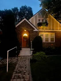 Luxe  Fully Furnished 5 Star Home in Hyde Park/ Cincinnati - Image 2