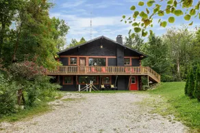 UrbanChalet: Secluded 20Acres W/Pizza Oven+Firepit - Image 2
