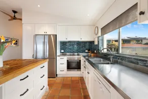 Luxury Oceanfront Penthouse! Couples Paradise - Image 4