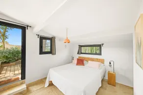THE VB HOUSE CABIN - Image 2