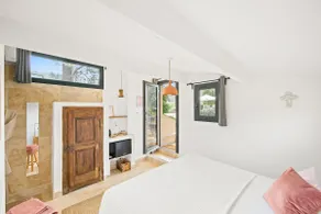 THE VB HOUSE CABIN - Image 3