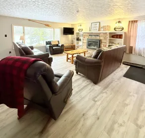 The Lodge | Reel Easy Lakefront Living - Image 4