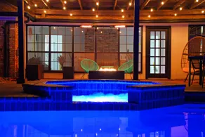 Luxury Private Beach Hot Tub Pool & Game Room - Image 4