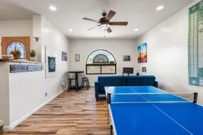 Family Getaway with Pool & Pet Friendly - Image 4