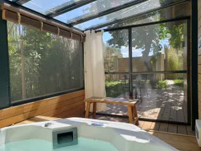 Lovers' mazet, wooden cabin with private hot tub - Image 5