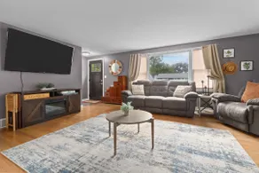 Lambeau Abode- 4 Blocks to Titletown. Entertain 4 BR - Image 2