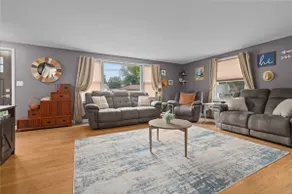 Lambeau Abode- 4 Blocks to Titletown. Entertain 4 BR - Image 3