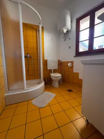 Bordon wines, estate with accommodation - Image 4