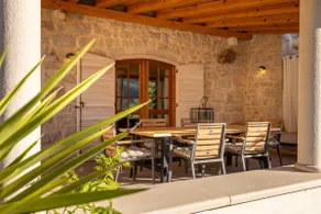 Dvor Pitve Villas - Image 3