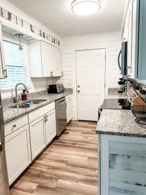 Spacious Home with Sauna, Grill and Playroom - Image 2