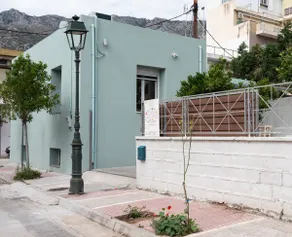 casa zervos - Abode of Light - Image 5