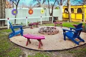 Artist Retreat · Hammock Lounge · Near Stockyards - Image 3