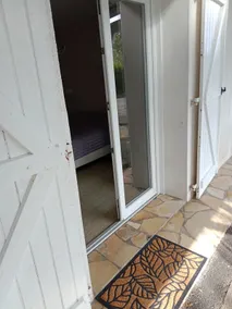 Argagnon 64, private ground floor in detached house - Image 3