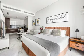 Curated Studio close to the heart of Downtown. - Image 3