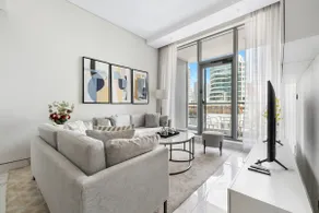 Luxurious One Bedroom | Gem near Downtown - Image 2