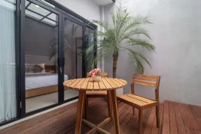 Stunning villa in beach resort and gorgeous sunset - Image 2