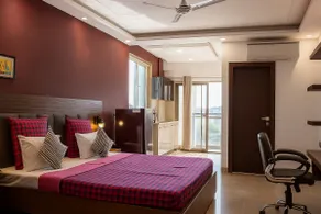 Studio Apartment by Perch | Close to IGI Airport - Image 2