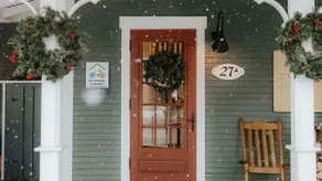 Cozy cottage in the heart of Sutton - Image 4
