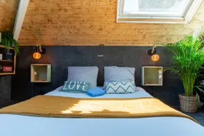 La Cachette sous les toits, hot tub, parking, bicycle - Image 3