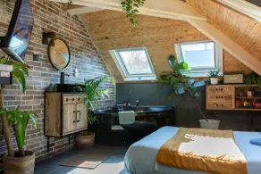 La Cachette under the rooftops, whirlpool, parking, air conditioning - Image 2