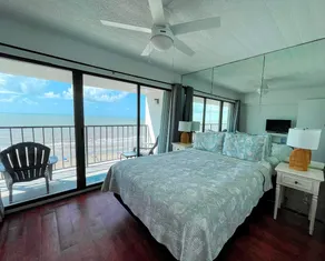Beachfront 10th floor Stunning Views, Pool /Tennis - Image 5