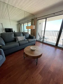 Beachfront 10th floor Stunning Views, Pool /Tennis - Image 4