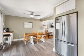 Spacious 3 Bedroom - Image 3
