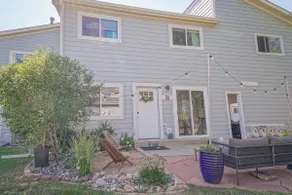 Comfy Cute Condo - entire home - Image 2