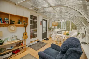 \"Lisette's on Long Hill\", cozy with boho charm - Image 4