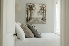 \"Lisette's on Long Hill\", cozy with boho charm - Image 2