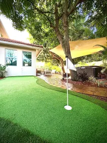 Spa! Mini Golf! Ping-Pong! Pets! Yoga! Beach Gear! - Image 3