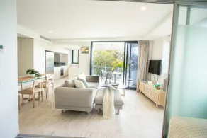 Breeze on the Beach - Mooloolaba - Image 2