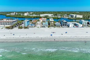 Beachfront-6 Bedroom/5 Bathroom Home - Image 2