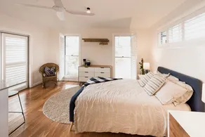 1 bedroom guest house close to beach - Image 2