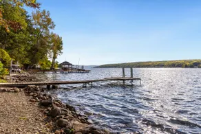 Classic Keuka Lake Cottage on the Bluff! Walk-in lake frontage! - Image 4