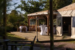 Country Inn - Image 5