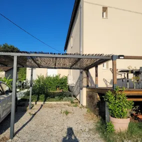 Cozy 3-star cottage in the countryside with shared pool - Image 3