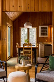 Stylish Getaway w/ Hot Tub & Firepit Near Stratton - Image 5
