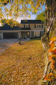 [4-BR/Sleeps 12] Family & Friends Home - Indiana - Image 2