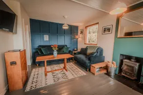 Spacious 1 bedroom barn conversion Skye - Image 2