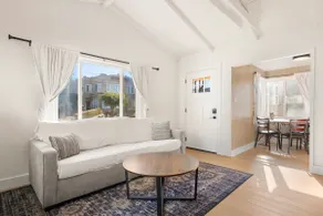 Convenient 1BD Near Bushrod & Berkeley w/ Parking - Image 4