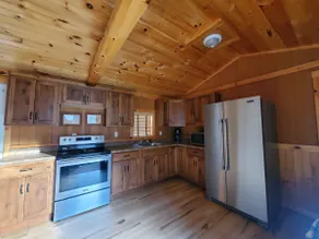 RealTree Camo Cabin 2 - Amish Built Classic WV - Image 4