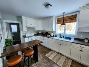 Beth's Place III-Downtown Potsdam-You'll Love It! - Image 3