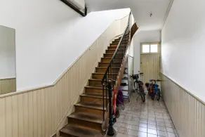 Spacious apartment with air conditioning - Image 5