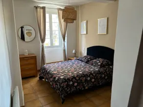 Cozy apartment overlooking the old port - Image 2