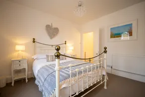 Boho Seahouse, Newly refurbished Oct 2023 - Image 5