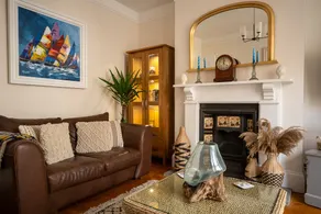 Boho Seahouse, Newly refurbished Oct 2023 - Image 2