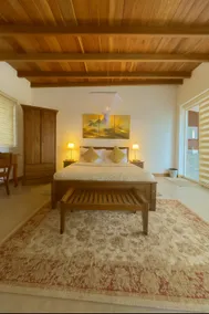2BR Colonial Residence Pool Access near Kandy - Image 4